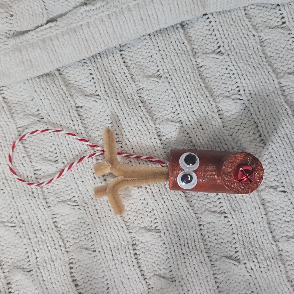 LAST.  10pk Hand Crafted Wine Corks Rudolph Reindeer Ornaments - Picture 4 of 5